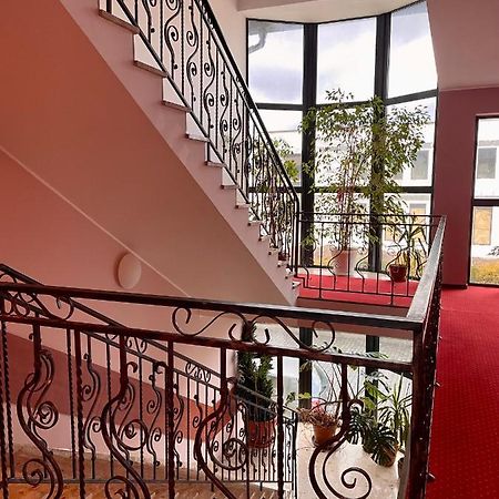 Hotel Dowhan نوفه المظهر الخارجي الصورة