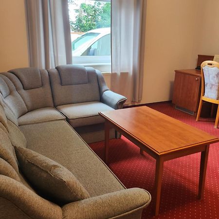 Hotel Dowhan نوفه المظهر الخارجي الصورة